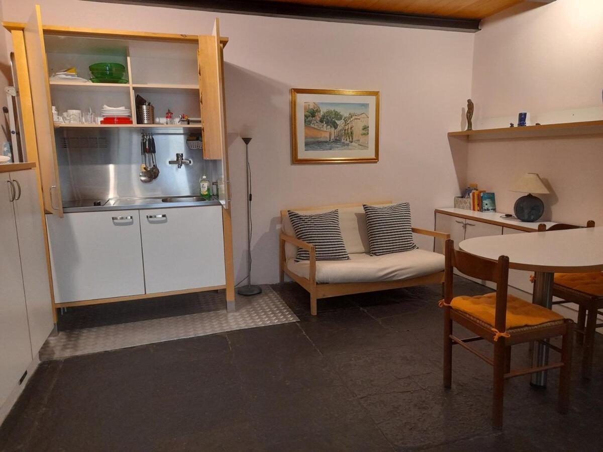 Suite Pantano5 Милано Екстериор снимка